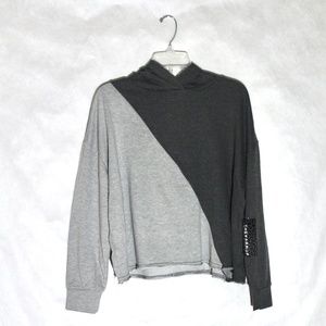 NWT Jessica Simpson The Warmup Sweatshirt (M)